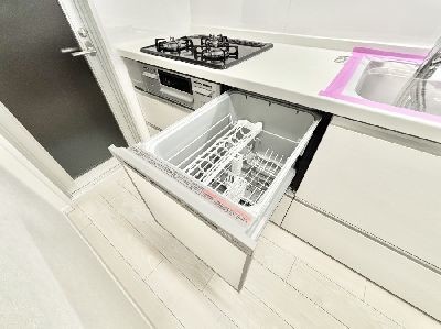 apartment 埼玉県さいたま市浦和区神明２丁目12-10