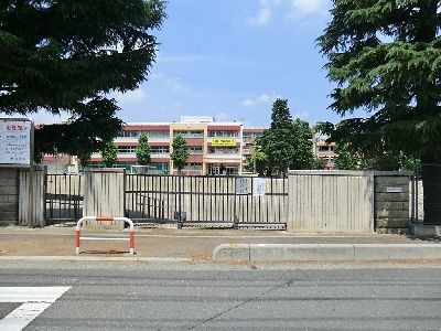 apartment 埼玉県さいたま市浦和区神明２丁目12-10