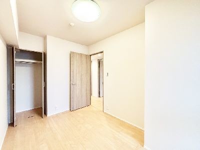 apartment 埼玉県さいたま市浦和区神明２丁目12-10