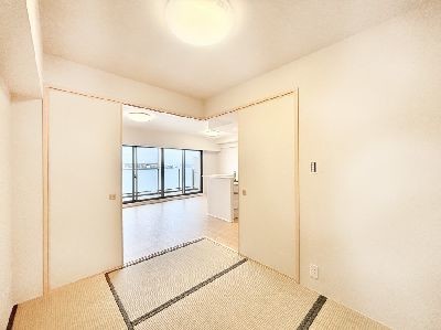 apartment 埼玉県さいたま市浦和区神明２丁目12-10