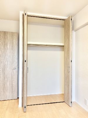 apartment 埼玉県さいたま市浦和区神明２丁目12-10