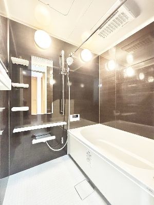 apartment 埼玉県さいたま市浦和区神明２丁目12-10