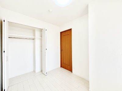 apartment 埼玉県さいたま市浦和区神明２丁目12-10