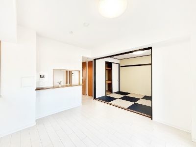 apartment 埼玉県さいたま市浦和区神明２丁目12-10