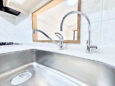 apartment 埼玉県さいたま市浦和区神明２丁目12-10