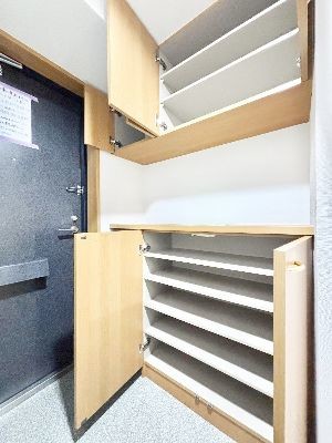 apartment 埼玉県さいたま市浦和区神明２丁目12-10