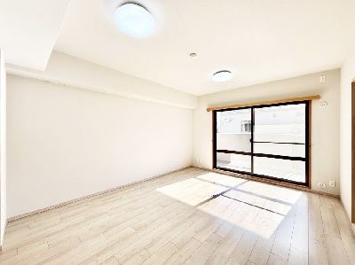 apartment 埼玉県さいたま市浦和区神明２丁目12-10