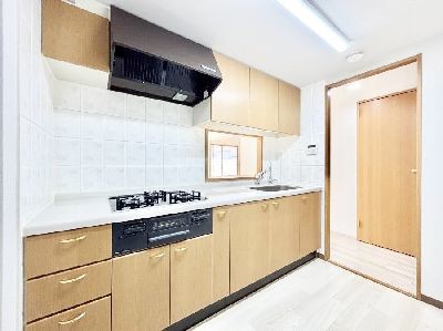 apartment 埼玉県さいたま市浦和区神明２丁目12-10