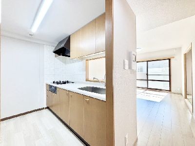 apartment 埼玉県さいたま市浦和区神明２丁目12-10