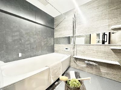 apartment 埼玉県さいたま市浦和区神明２丁目12-10