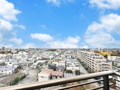 apartment 埼玉県さいたま市浦和区神明２丁目12-10