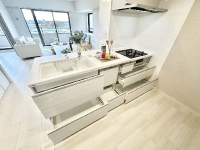 apartment 埼玉県さいたま市浦和区神明２丁目12-10