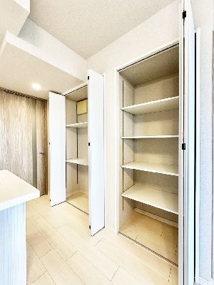 apartment 埼玉県さいたま市浦和区神明２丁目12-10