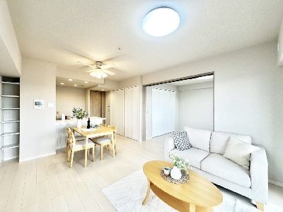apartment 埼玉県さいたま市浦和区神明２丁目12-10