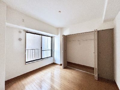 apartment 埼玉県さいたま市浦和区神明２丁目12-10