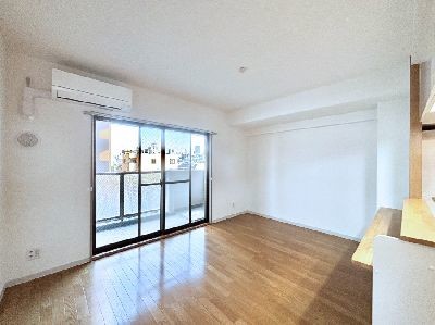 apartment 埼玉県さいたま市浦和区神明２丁目12-10