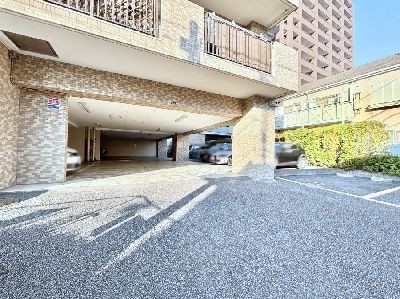 apartment 埼玉県さいたま市浦和区神明２丁目12-10