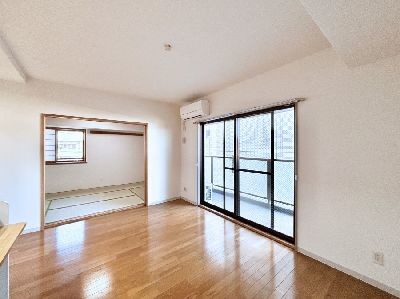 apartment 埼玉県さいたま市浦和区神明２丁目12-10