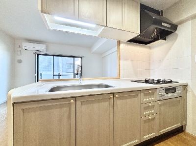 apartment 埼玉県さいたま市浦和区神明２丁目12-10