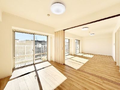 apartment 埼玉県さいたま市浦和区神明２丁目12-10