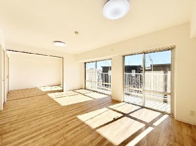 apartment 埼玉県さいたま市浦和区神明２丁目12-10