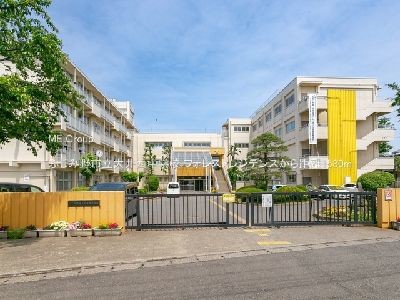 apartment 埼玉県さいたま市浦和区神明２丁目12-10