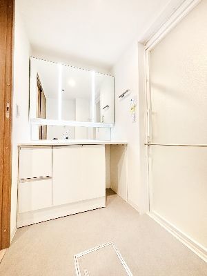 apartment 埼玉県さいたま市浦和区神明２丁目12-10