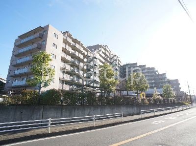 apartment 埼玉県さいたま市浦和区神明２丁目12-10