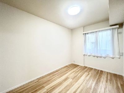 apartment 埼玉県さいたま市浦和区神明２丁目12-10