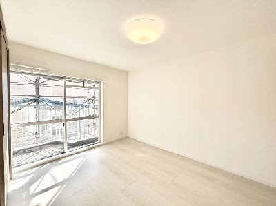 apartment 埼玉県さいたま市浦和区神明２丁目12-10