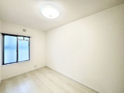 apartment 埼玉県さいたま市浦和区神明２丁目12-10