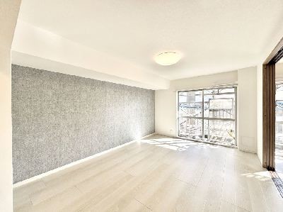 apartment 埼玉県さいたま市浦和区神明２丁目12-10