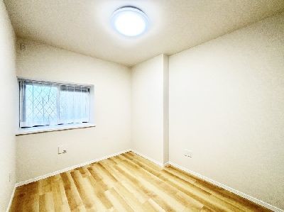 apartment 埼玉県さいたま市浦和区神明２丁目12-10