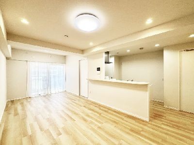 apartment 埼玉県さいたま市浦和区神明２丁目12-10