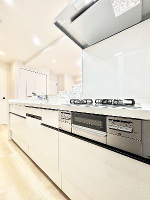 apartment 埼玉県さいたま市浦和区神明２丁目12-10