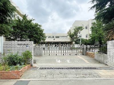 apartment 埼玉県さいたま市浦和区神明２丁目12-10