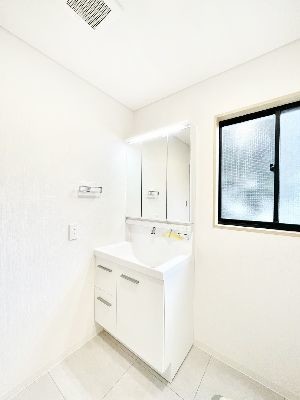 detached 埼玉県さいたま市浦和区神明２丁目12-10