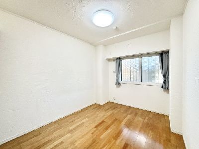 apartment 埼玉県さいたま市浦和区神明２丁目12-10