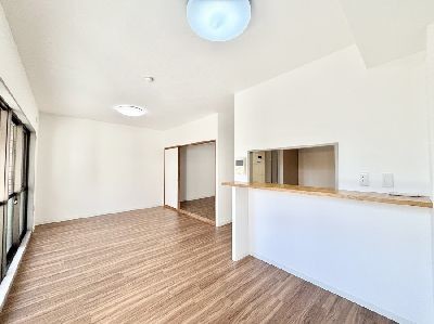 apartment 埼玉県さいたま市浦和区神明２丁目12-10