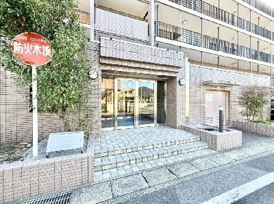 apartment 埼玉県さいたま市浦和区神明２丁目12-10