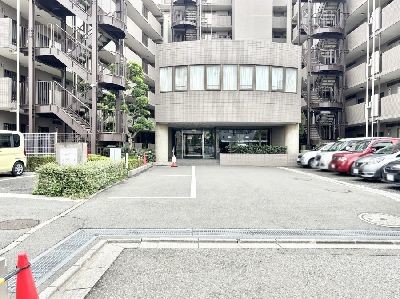 apartment 埼玉県さいたま市浦和区神明２丁目12-10