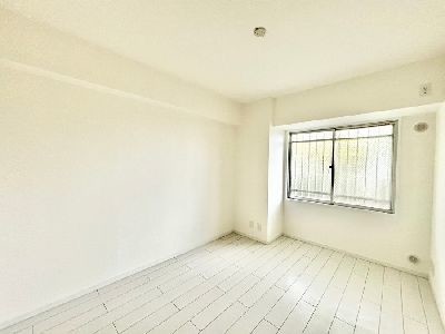 apartment 埼玉県さいたま市浦和区神明２丁目12-10