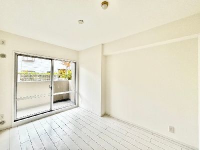 apartment 埼玉県さいたま市浦和区神明２丁目12-10