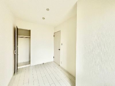 apartment 埼玉県さいたま市浦和区神明２丁目12-10