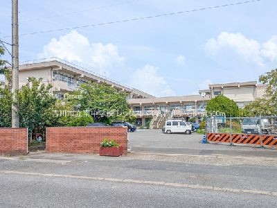 apartment 埼玉県さいたま市浦和区神明２丁目12-10