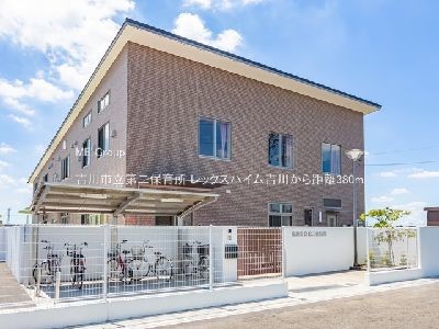 apartment 埼玉県さいたま市浦和区神明２丁目12-10