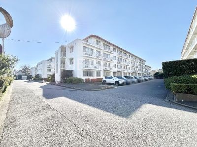 apartment 埼玉県さいたま市浦和区神明２丁目12-10