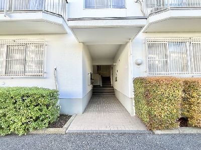 apartment 埼玉県さいたま市浦和区神明２丁目12-10