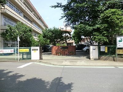 apartment 埼玉県さいたま市浦和区神明２丁目12-10