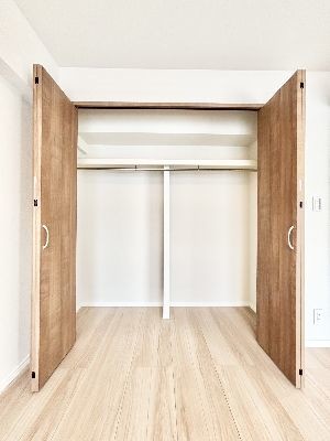 apartment 埼玉県さいたま市浦和区神明２丁目12-10
